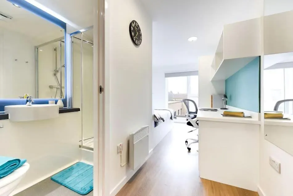 Daire Student Only - Pittrodrie Street Aberdeen