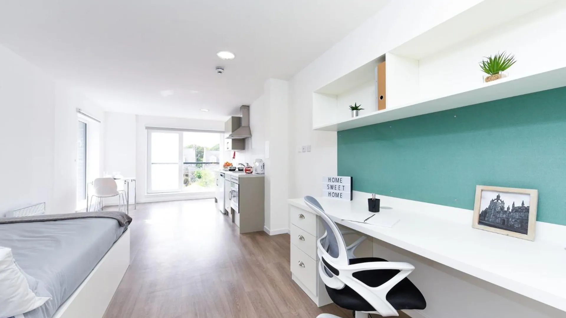 Student Only - Pittrodrie Street Aberdeen United Kingdom